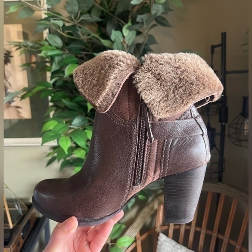 UGG Brown Ankle Boots with Plush Cuff